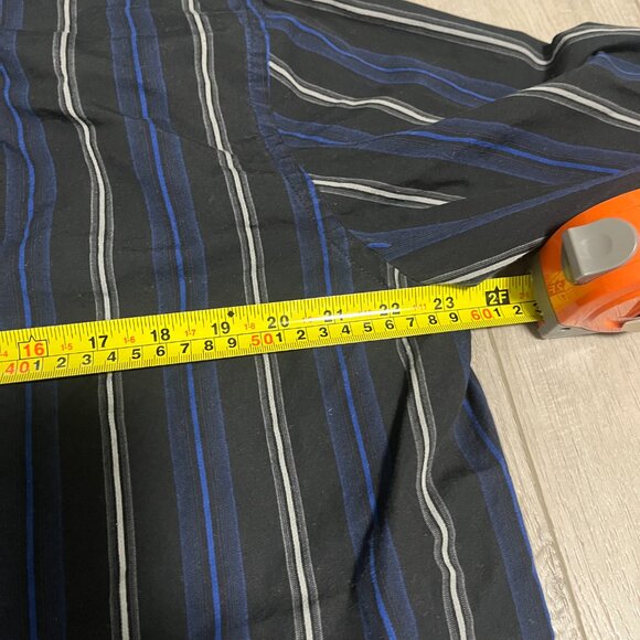 Men's Van Heusen Dress Shirt 16-16.5 Large Blue Striped Long Sleeve Button Down - Picture 3 of 6